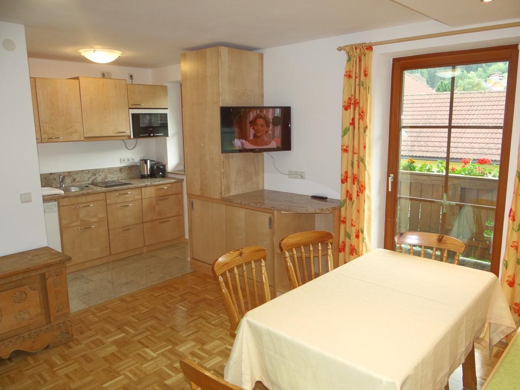 Apartmán Haus Edelweiss Sankt Margarethen im Lungau Pokoj fotografie