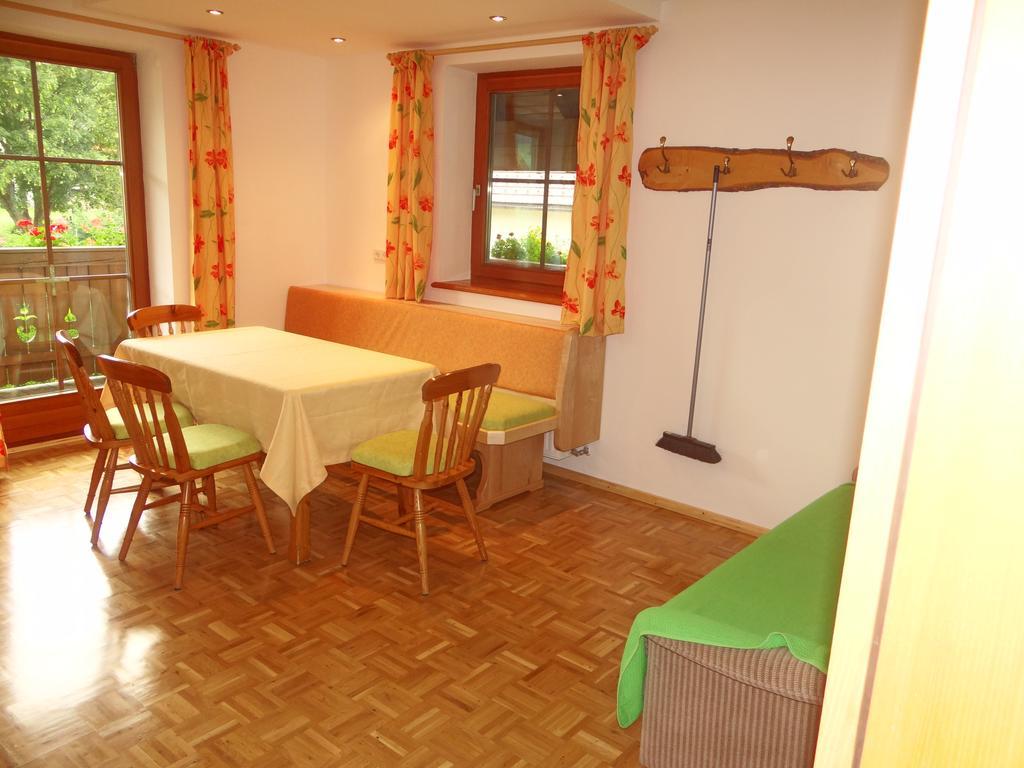 Apartmán Haus Edelweiss Sankt Margarethen im Lungau Pokoj fotografie